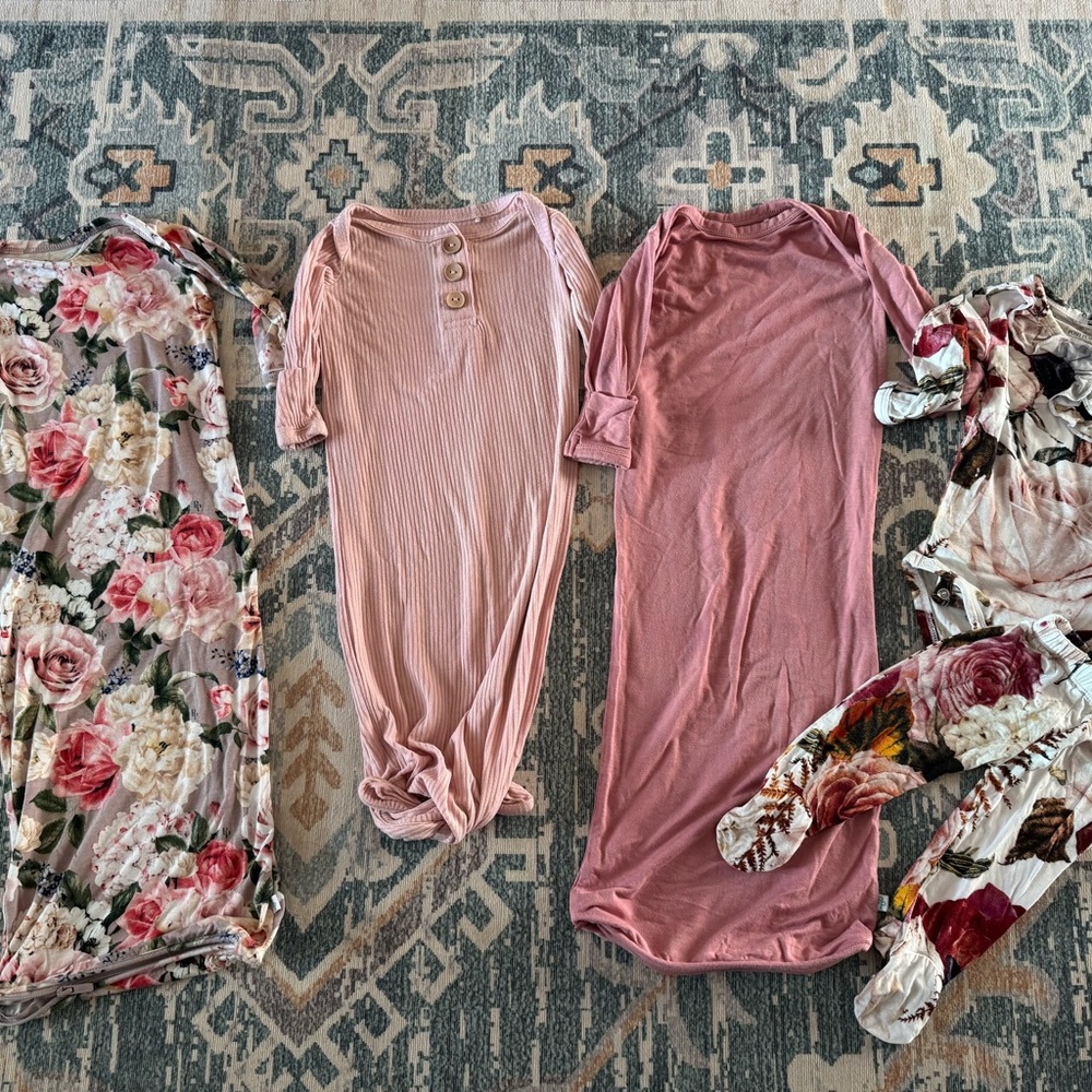 POSH PEANUT GOWNS AND SETS 0-3M